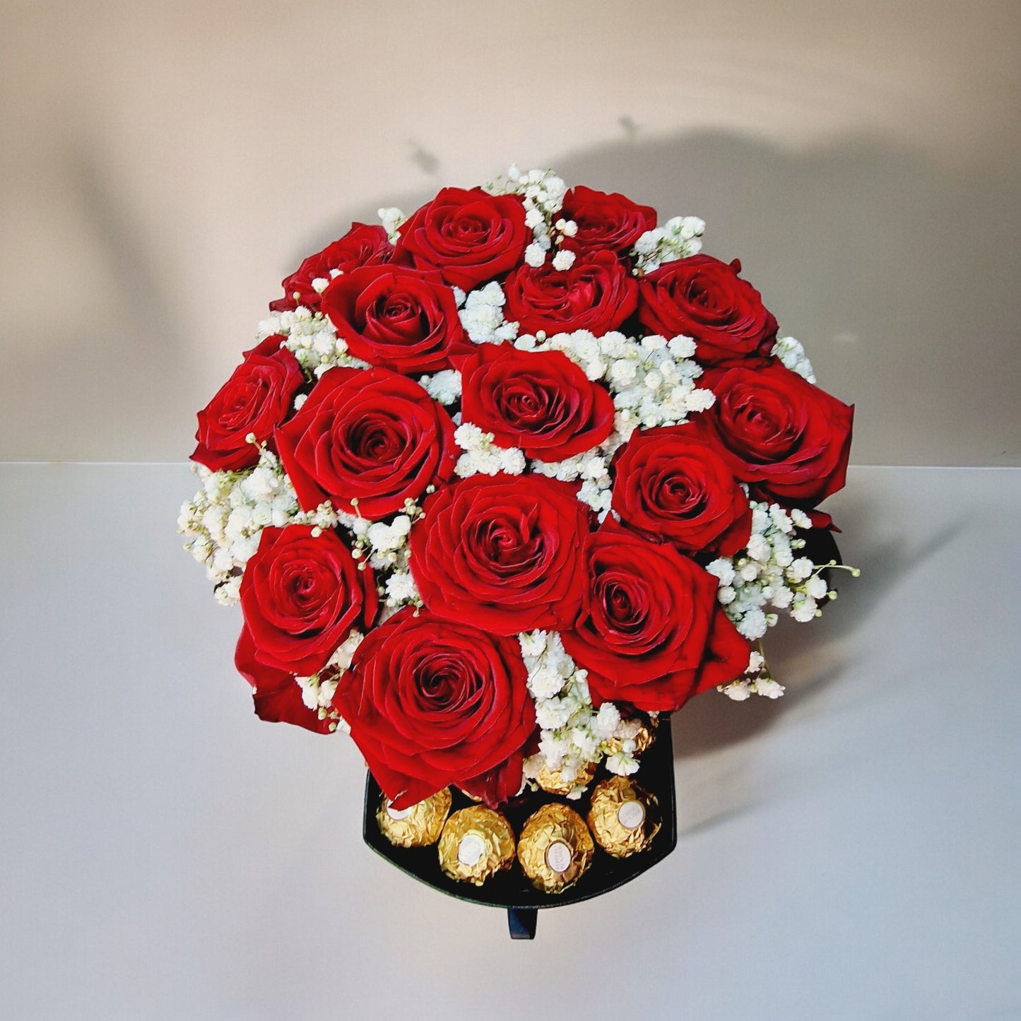 <tc>Elegance Gift Box</tc>
