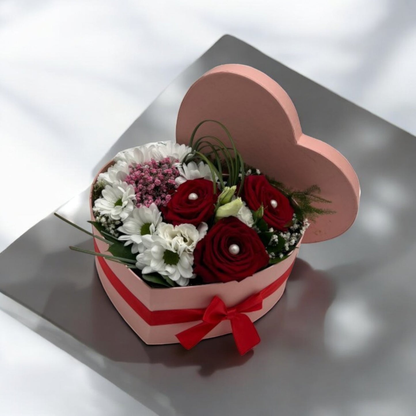 <tc>Blooming Heart Flowerbox</tc>
