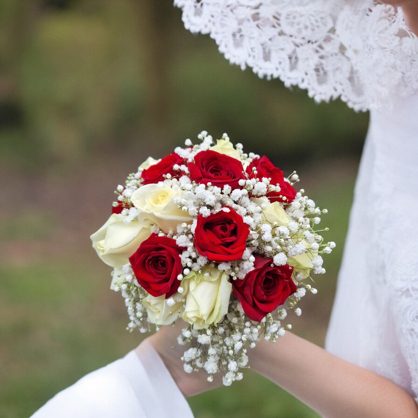 Timeless bride