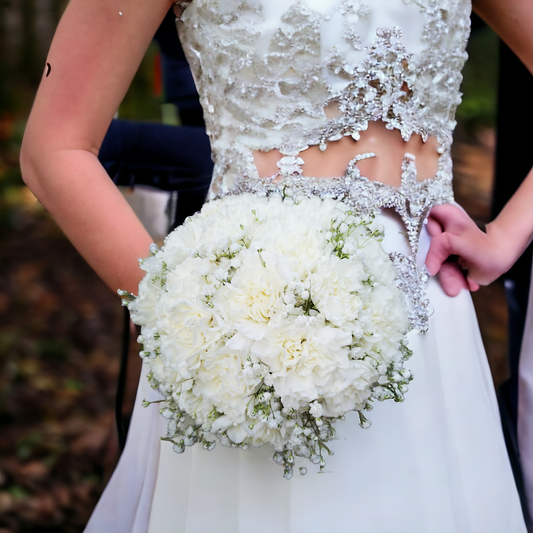 Bouquet de mariage de la mariée aux œillets